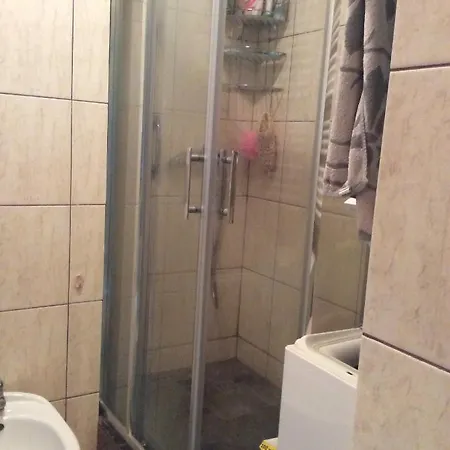 Apartment Next Metro (adults Only) Warsaw
